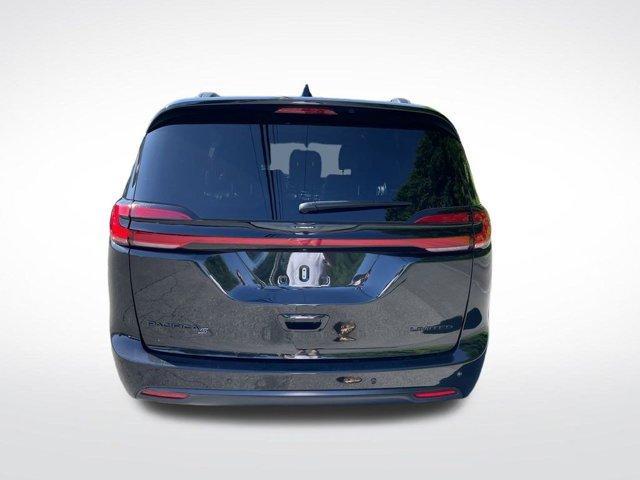 used 2023 Chrysler Pacifica car, priced at $38,898