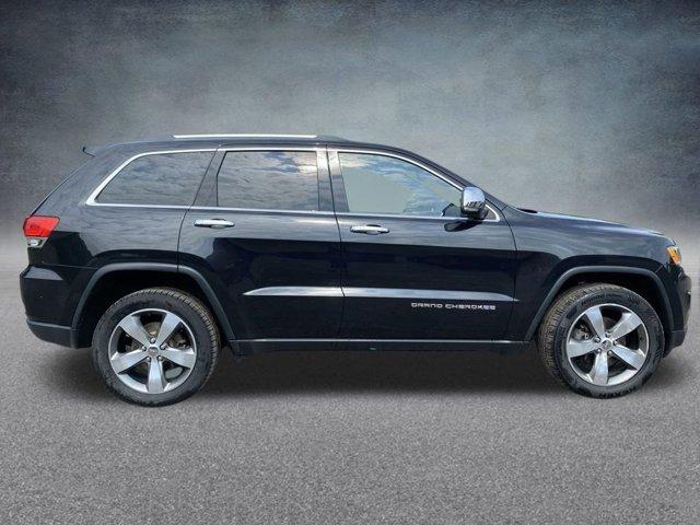 used 2016 Jeep Grand Cherokee car, priced at $18,353