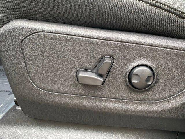 new 2025 Ram 1500 car