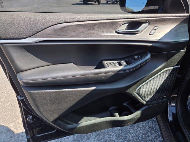 used 2022 Jeep Grand Cherokee L car, priced at $35,998