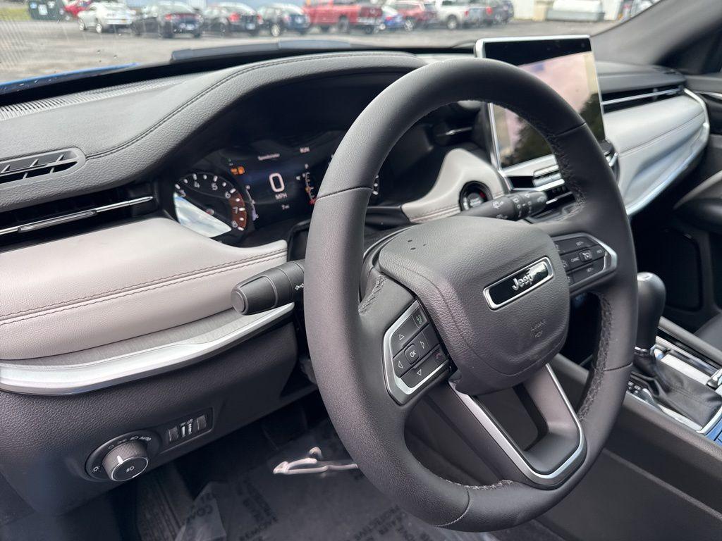 new 2025 Jeep Compass car, priced at $35,085