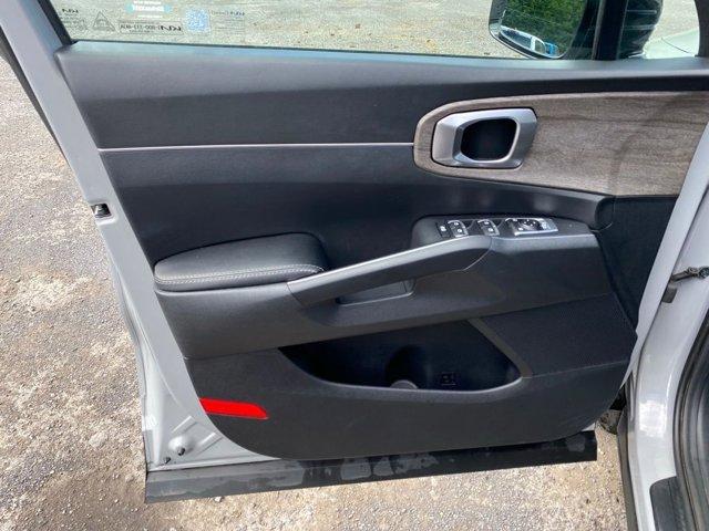 used 2022 Kia Sorento car, priced at $29,942