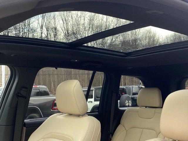 used 2024 Jeep Grand Cherokee car, priced at $42,898