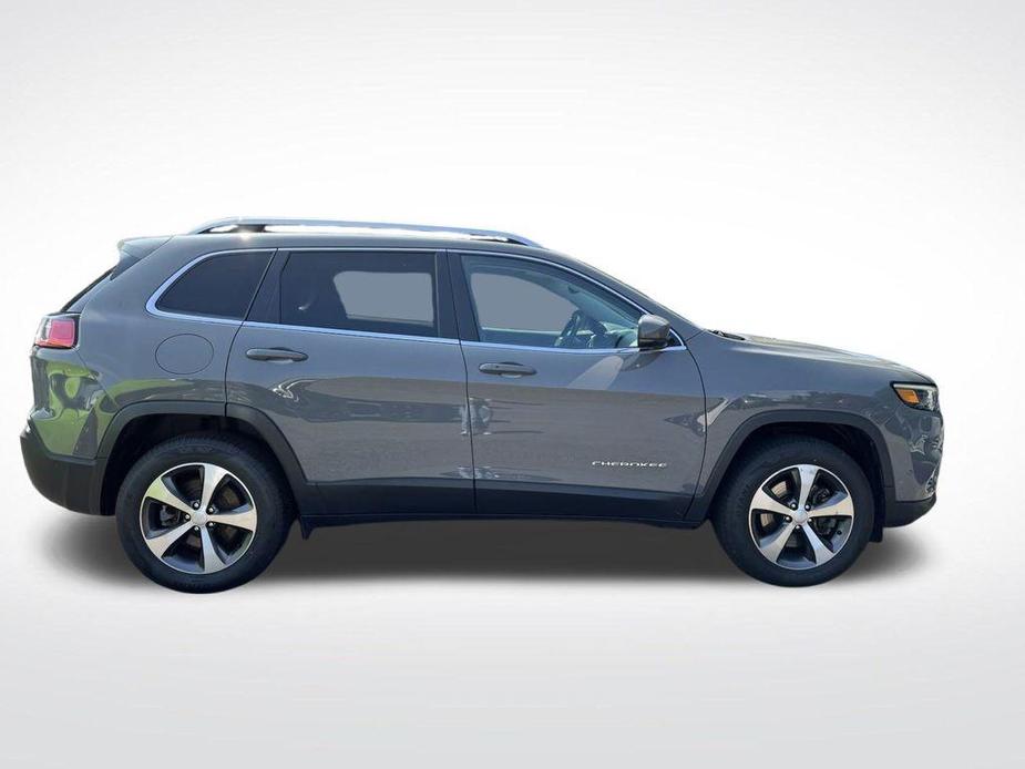 used 2021 Jeep Cherokee car, priced at $24,395