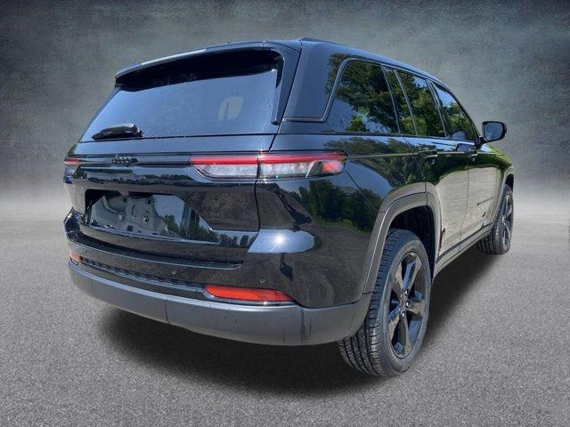 used 2023 Jeep Grand Cherokee car, priced at $33,381