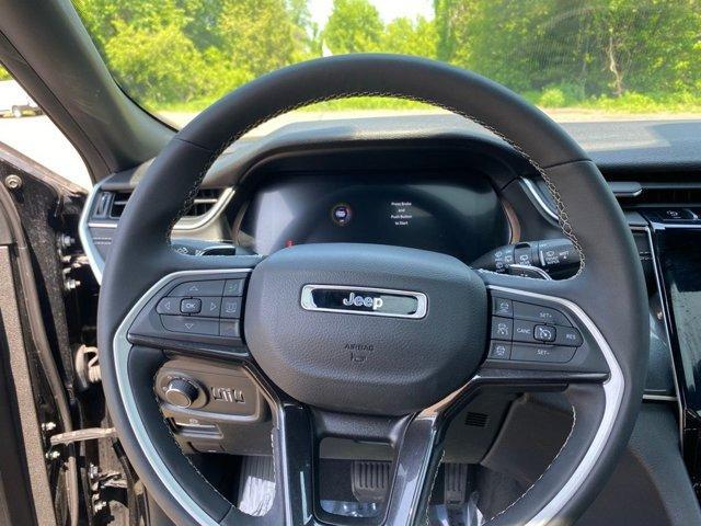 used 2023 Jeep Grand Cherokee car, priced at $33,381