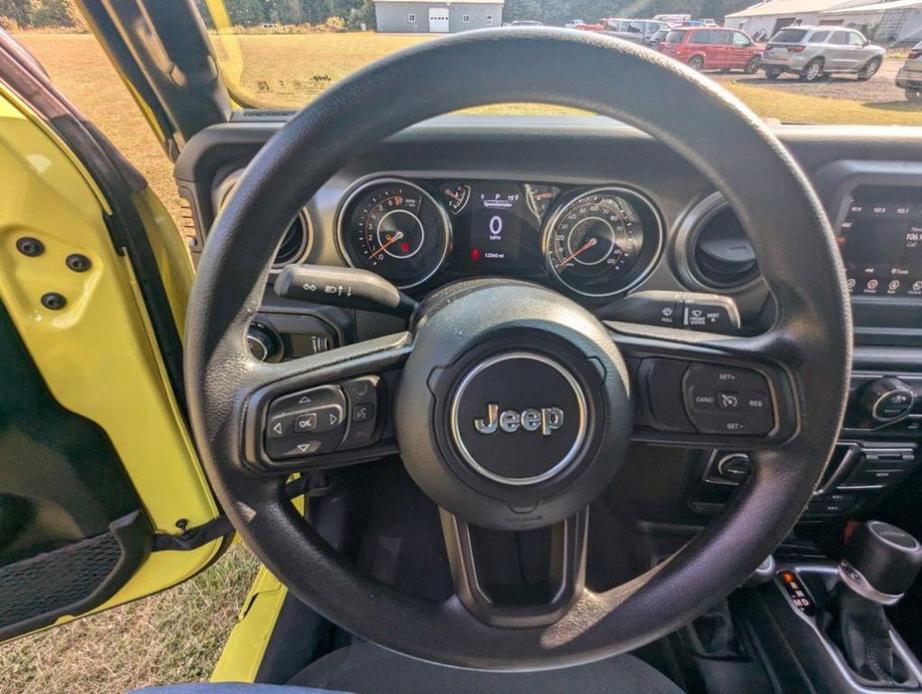 used 2023 Jeep Gladiator car, priced at $34,561