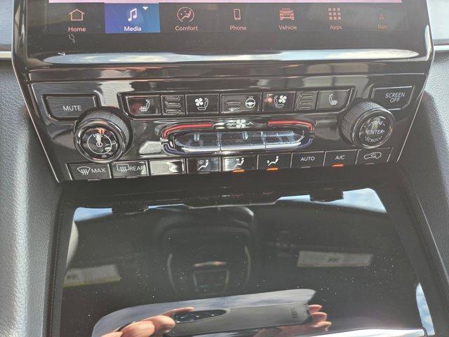 new 2025 Jeep Grand Cherokee car, priced at $53,420