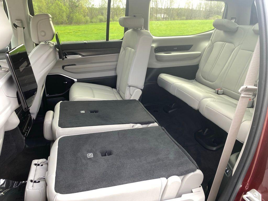 used 2024 Jeep Wagoneer car, priced at $71,998