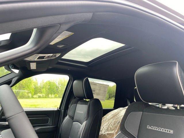 new 2025 Ram 3500 car, priced at $89,008