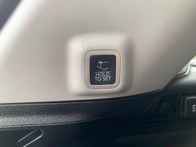 used 2022 Jeep Grand Cherokee car, priced at $35,216