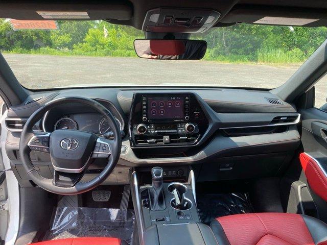 used 2022 Toyota Highlander car, priced at $36,541