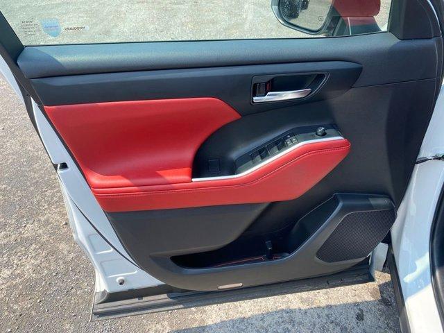 used 2022 Toyota Highlander car, priced at $36,541
