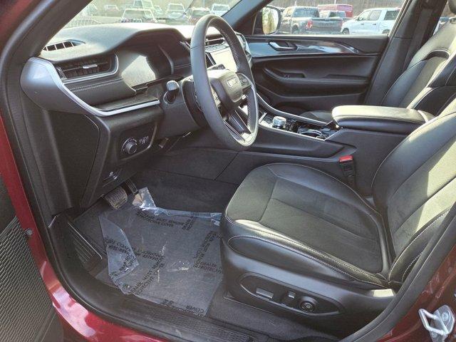 used 2023 Jeep Grand Cherokee car, priced at $33,634