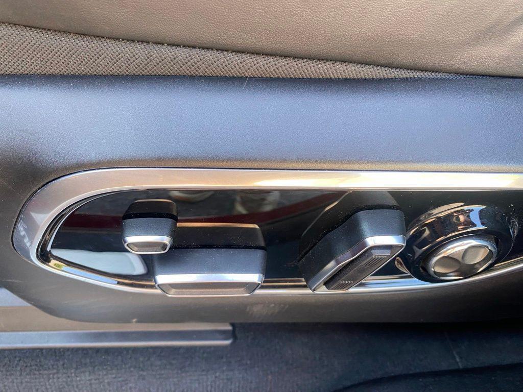 used 2024 Jeep Grand Cherokee car, priced at $47,998