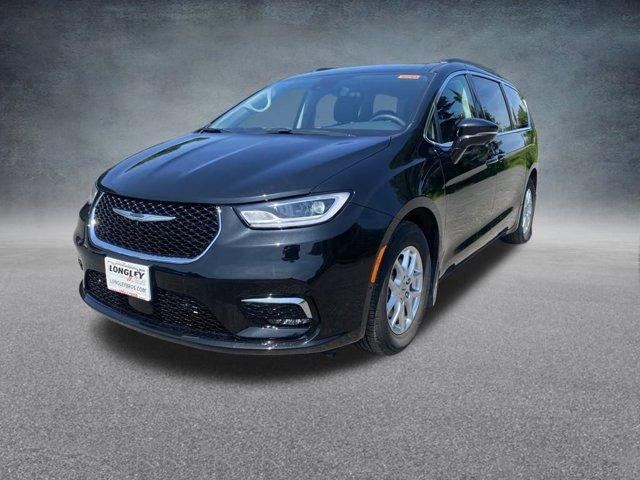 used 2022 Chrysler Pacifica car, priced at $30,964