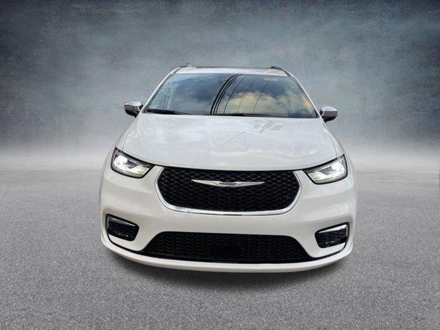 used 2023 Chrysler Pacifica car, priced at $38,998