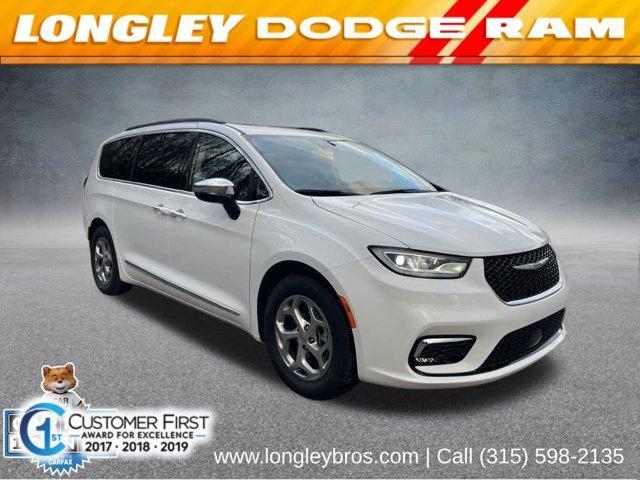 used 2023 Chrysler Pacifica car, priced at $38,998