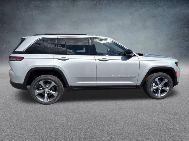 new 2025 Jeep Grand Cherokee car, priced at $51,871