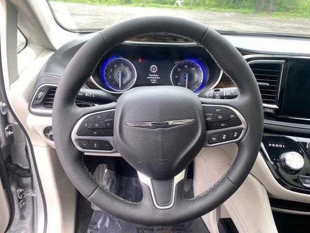 used 2024 Chrysler Pacifica car, priced at $42,998