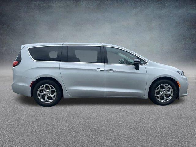 used 2024 Chrysler Pacifica car, priced at $42,998