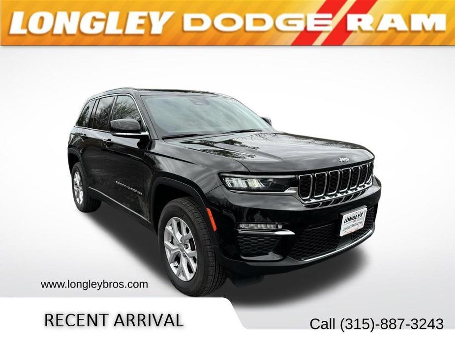 used 2022 Jeep Grand Cherokee car, priced at $34,988