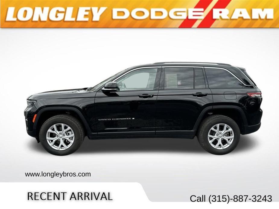 used 2022 Jeep Grand Cherokee car, priced at $34,988