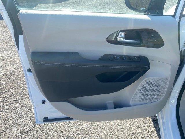 used 2024 Chrysler Pacifica car, priced at $43,272