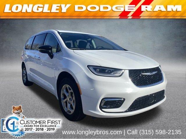 used 2024 Chrysler Pacifica car, priced at $44,998