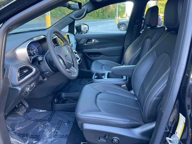 new 2026 Chrysler Pacifica car