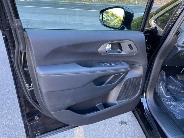 new 2026 Chrysler Pacifica car