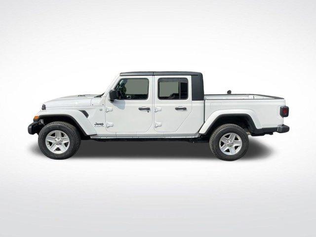 used 2021 Jeep Gladiator car, priced at $29,448