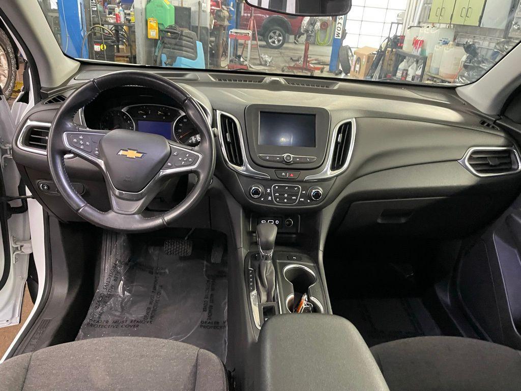 used 2022 Chevrolet Equinox car, priced at $22,119