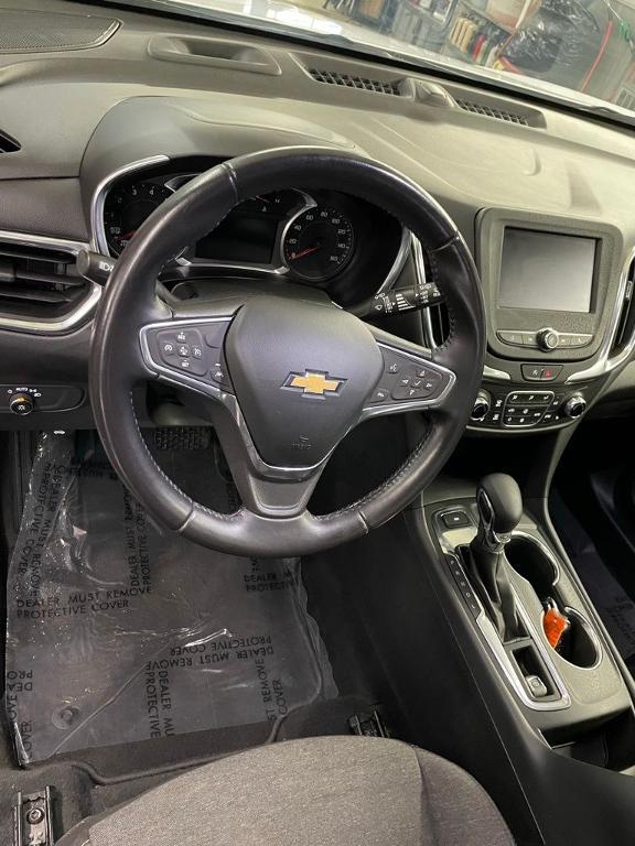 used 2022 Chevrolet Equinox car, priced at $22,119