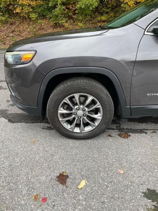 used 2019 Jeep Cherokee car, priced at $17,995