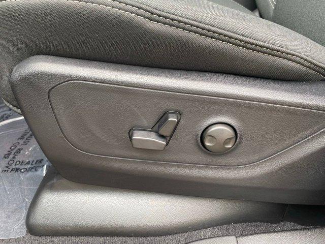 new 2025 Ram 1500 car, priced at $59,730