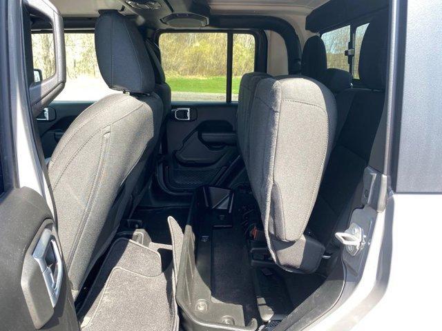 used 2021 Jeep Gladiator car, priced at $33,736