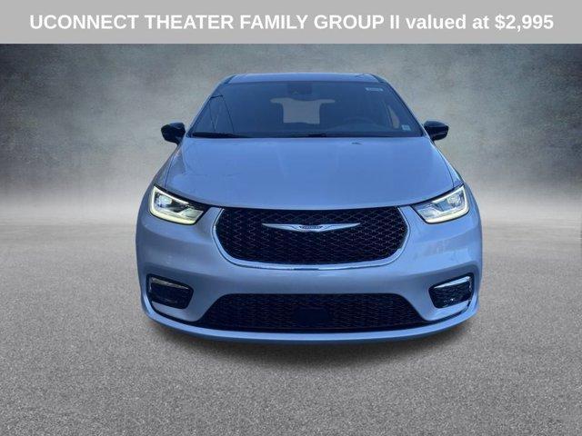 new 2026 Chrysler Pacifica car, priced at $53,405