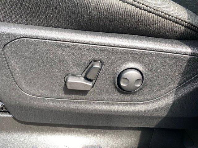 new 2025 Ram 1500 car