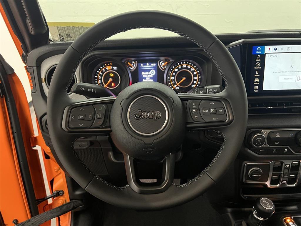 new 2025 Jeep Wrangler car, priced at $43,343