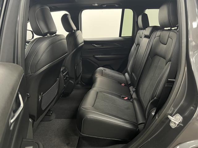 new 2025 Jeep Grand Cherokee car, priced at $41,908
