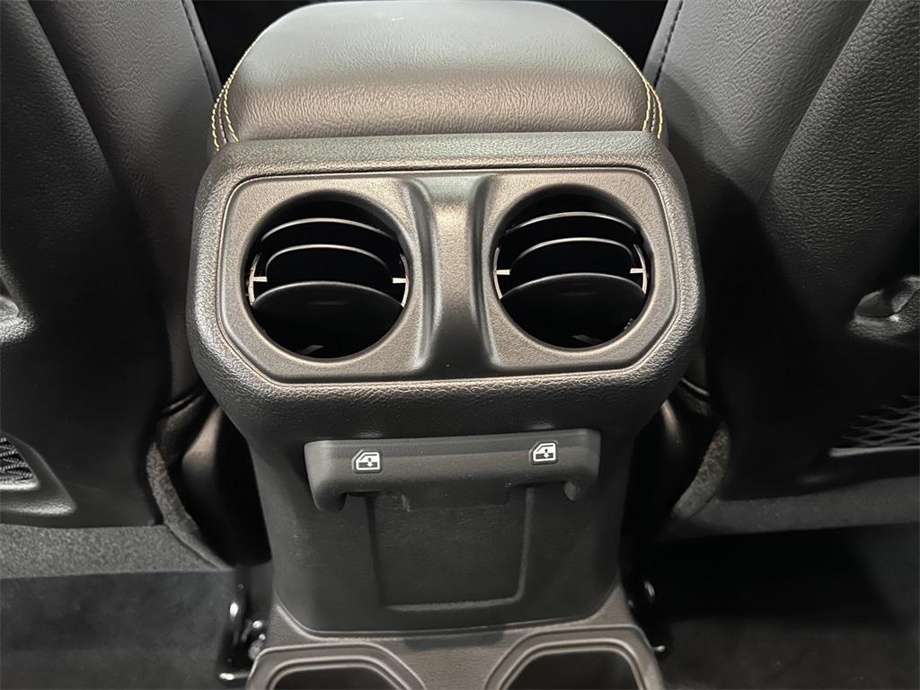 new 2025 Jeep Gladiator car, priced at $46,043