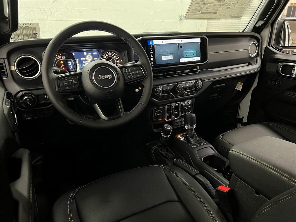 new 2025 Jeep Gladiator car, priced at $46,043