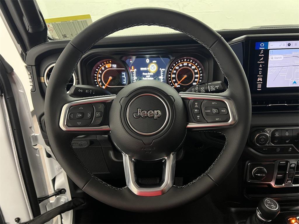 new 2025 Jeep Wrangler car, priced at $51,865