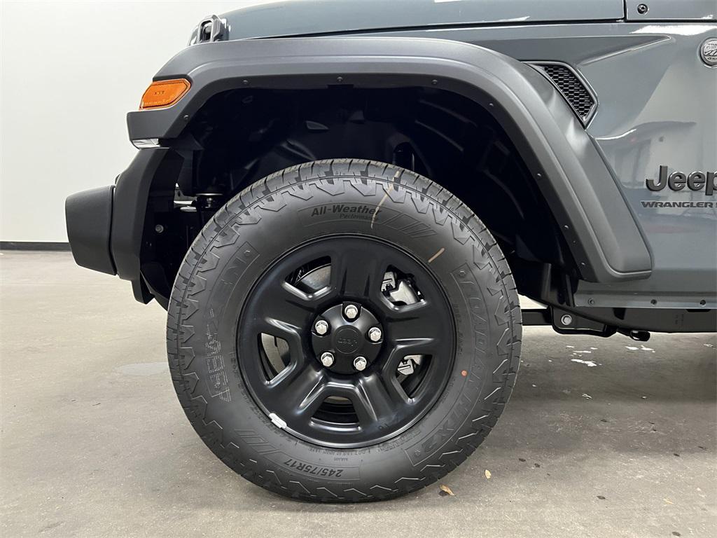 new 2025 Jeep Wrangler car, priced at $32,432