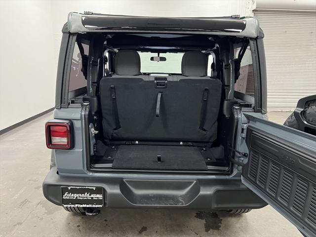 new 2025 Jeep Wrangler car, priced at $34,085