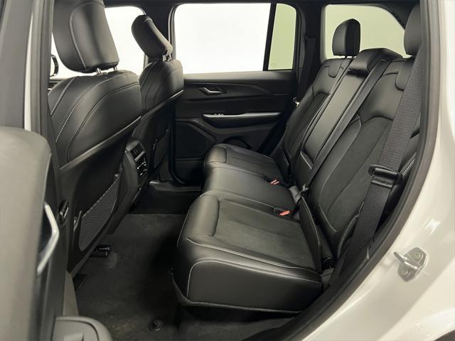 new 2025 Jeep Grand Cherokee car, priced at $43,451