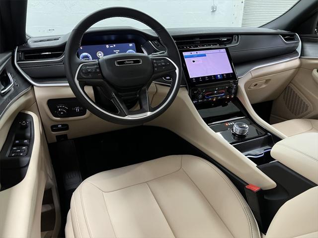 new 2025 Jeep Grand Cherokee car, priced at $43,098