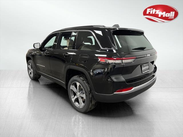 new 2025 Jeep Grand Cherokee car, priced at $43,098