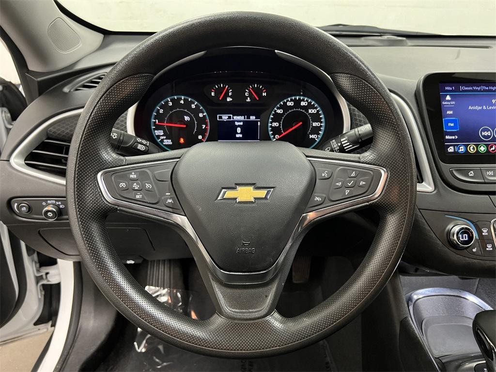 used 2024 Chevrolet Malibu car